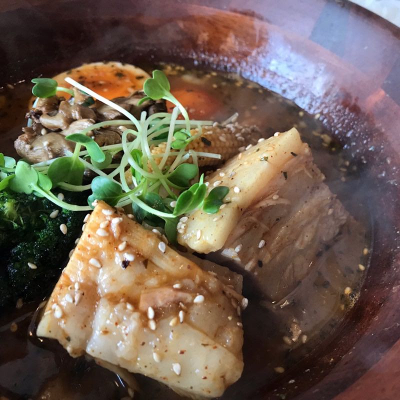 豚角煮と野菜のスープカレー(しんペー )の写真