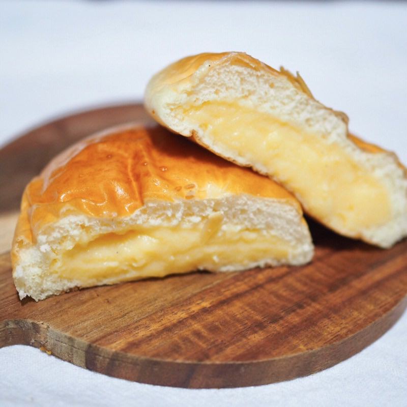 パパのクリームパン(PaPa2BAKERY)の写真