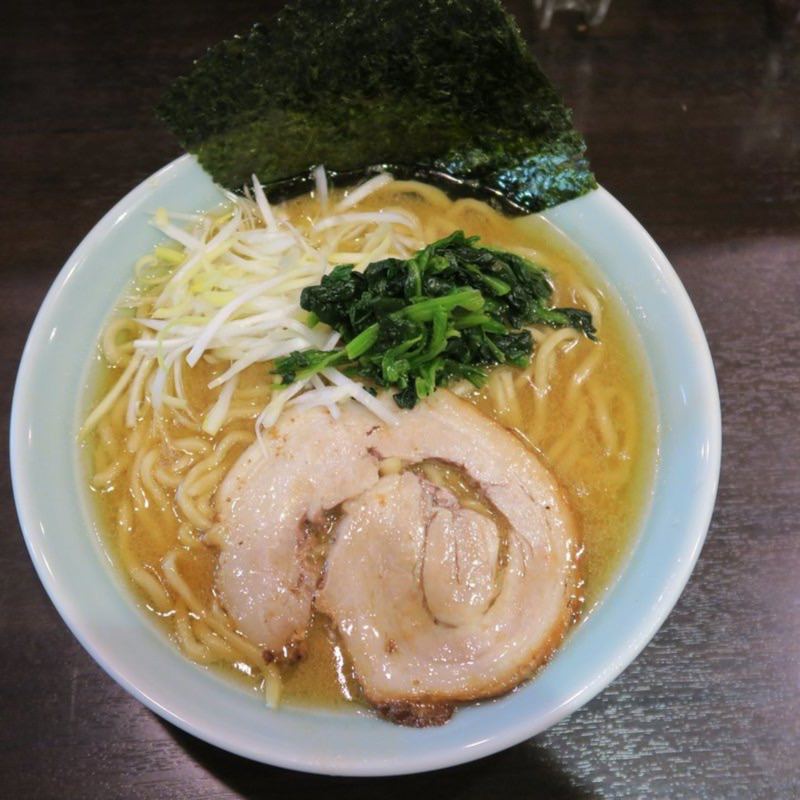 醤油ラーメン(濃厚ラーメンと油そばの店 蝙蝠 （こうもり）)の写真