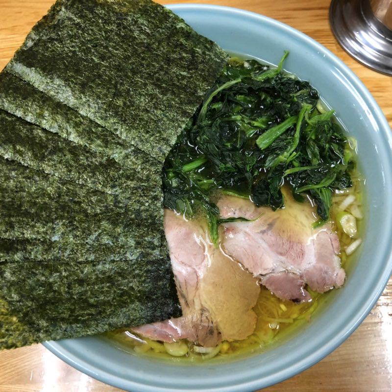 らーめん 中盛 ほうれん草増し 海苔増し(秀吉家 )の写真