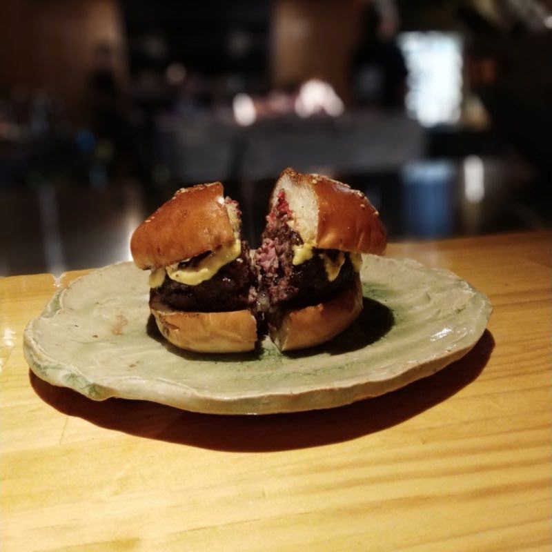 ハンバーガー(COWSI CAMP)の写真