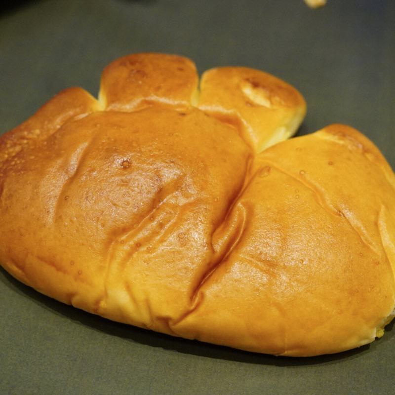 クリームパン(亀井堂 （カメイドウ）)の写真