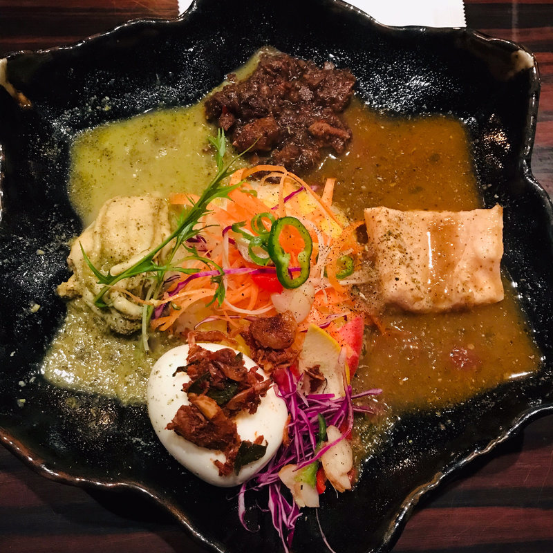 3種あいがけ(バガワーン・カレー)の写真