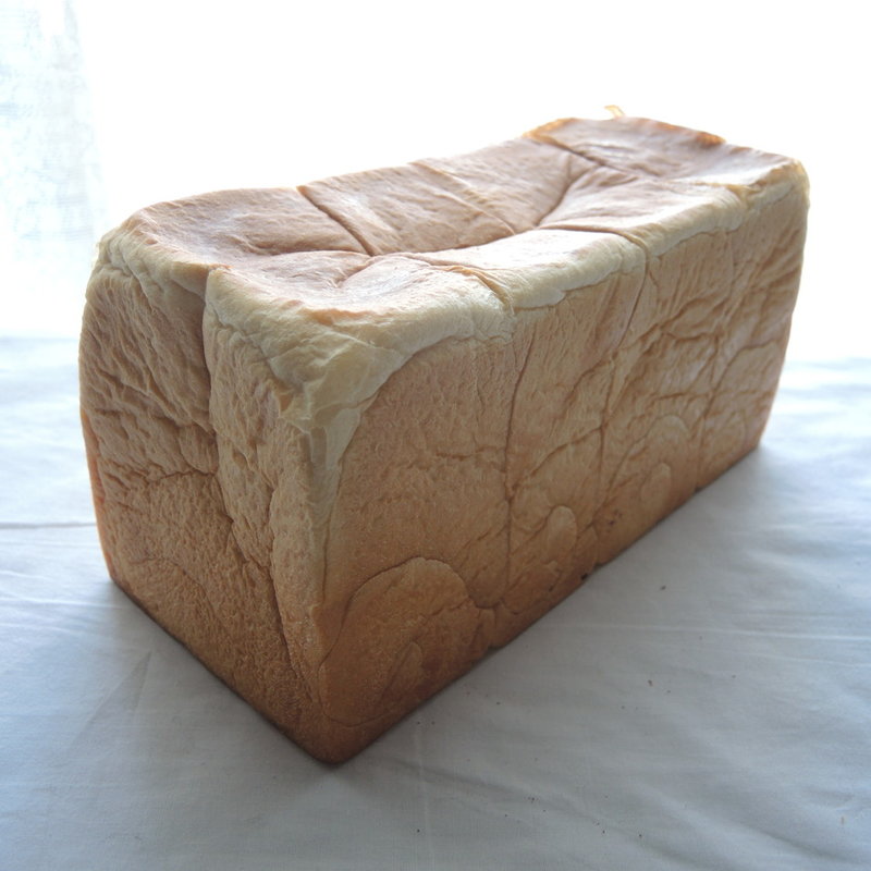 本食ぱん　角(PANSHIROU TEZUKAYAMA （ぱん士郎 帝塚山）)の写真