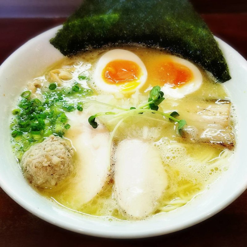 特製濃厚塩鶏そば(くまがい )の写真