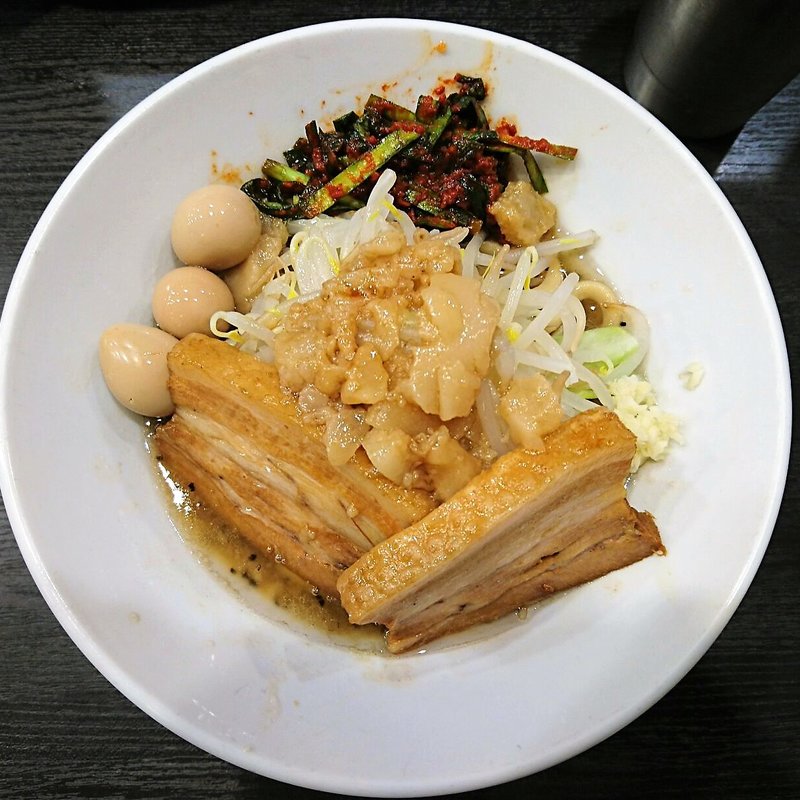 汁なし(ラーメン フクロウ)の写真