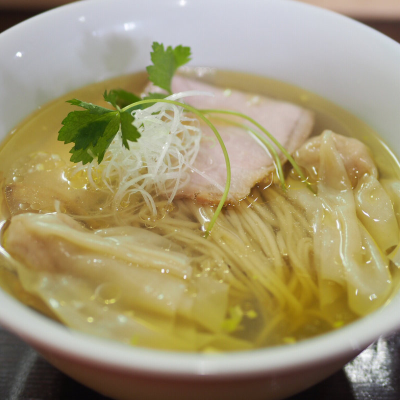 比内地鶏とシャモロックの塩らぁめん(らぁめん サンド)の写真