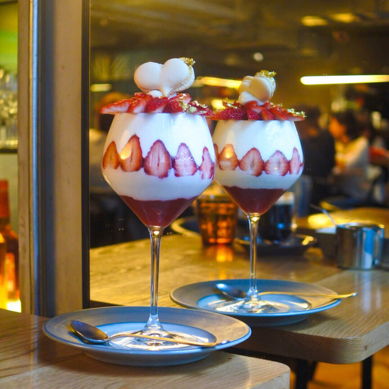 苺のパルフェ〜マダム・フレーズ〜(BROWN CAFE/BAR)の写真
