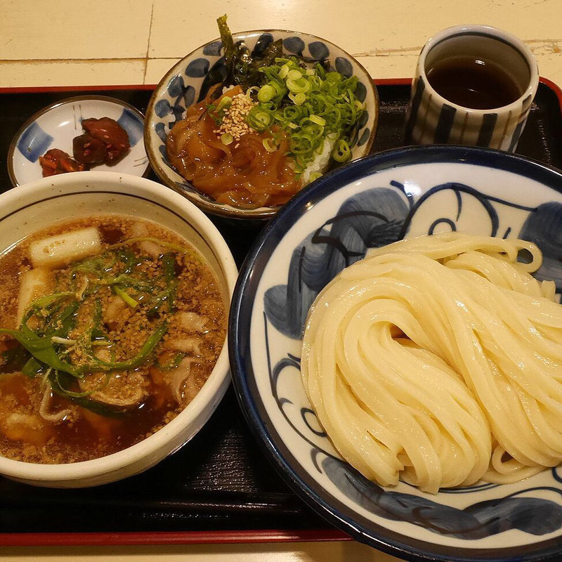 肉つけ麺(手しごと讃岐うどん 讃々 （さんさん）)の写真