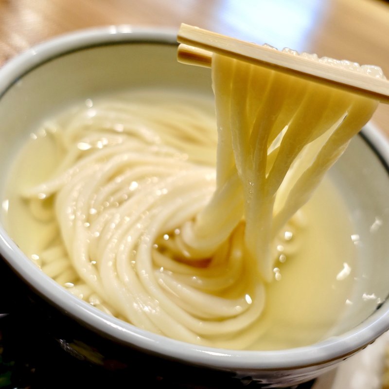 ひやかけ(うどん処 重己)の写真