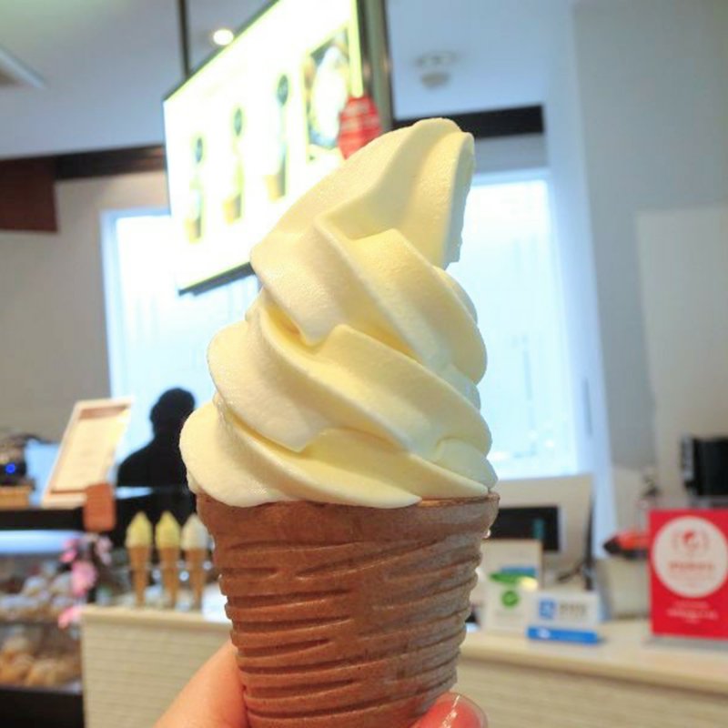 クレームグラッセ（サンクフロマージュ）(小樽洋菓子舗ルタオ 本店 （LeTAO）)の写真