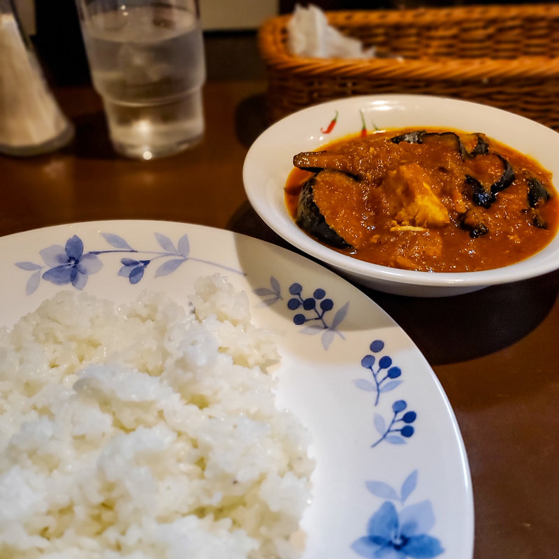 チキン・ベイガン(インドカレーミルチ)の写真