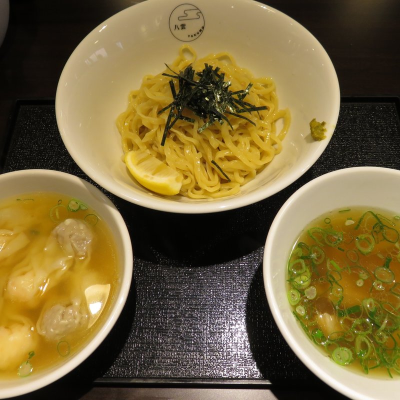 白だしつけそば（特製ワンタン付き）(八雲)の写真