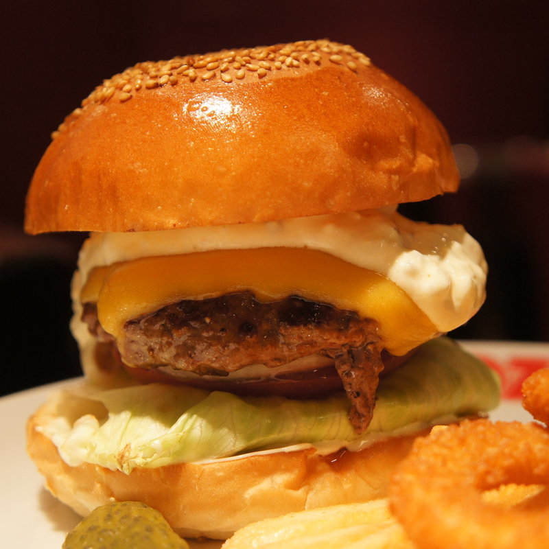 タルタルチーズバーガー(BROZERS＇ 新富町)の写真