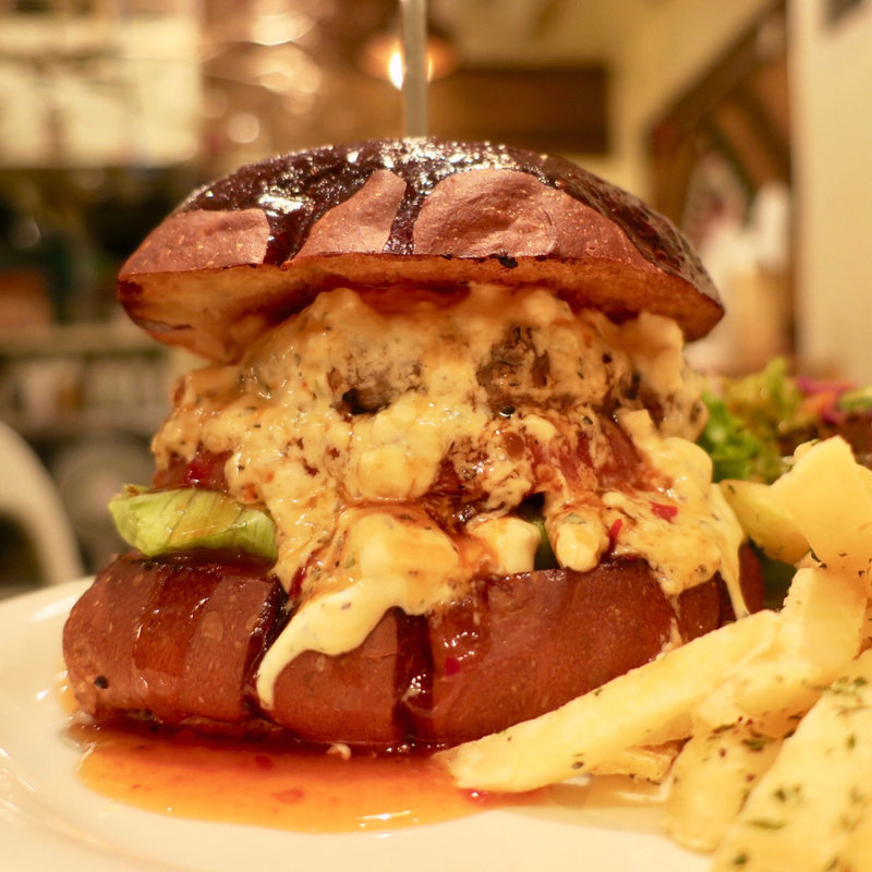 スウィートチリタルタルバーガー(S.B.DINER-KOBE （エスビーダイナー コウベ）)の写真