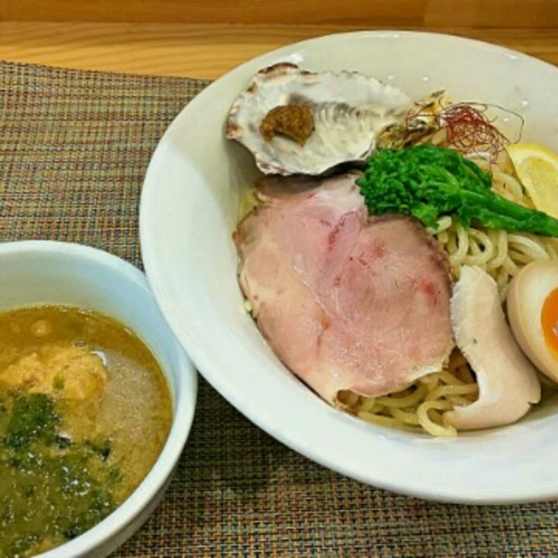 牡蠣つけそば(麺屋 貝原)の写真