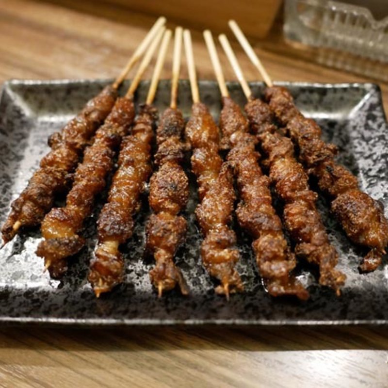 とり皮(焼とり 崎三)の写真