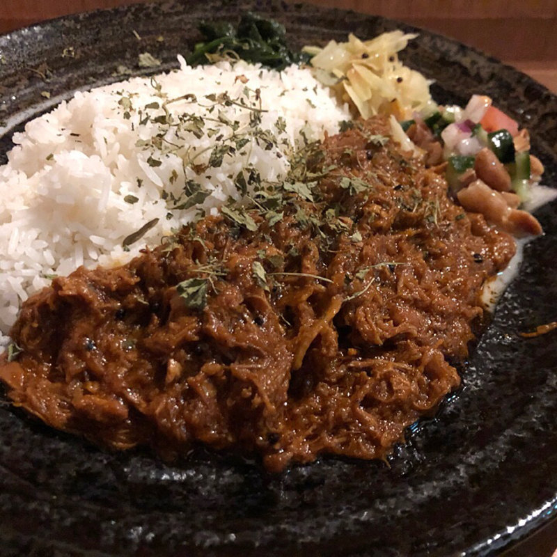 無水チキンカリー(タカブルカリー)の写真