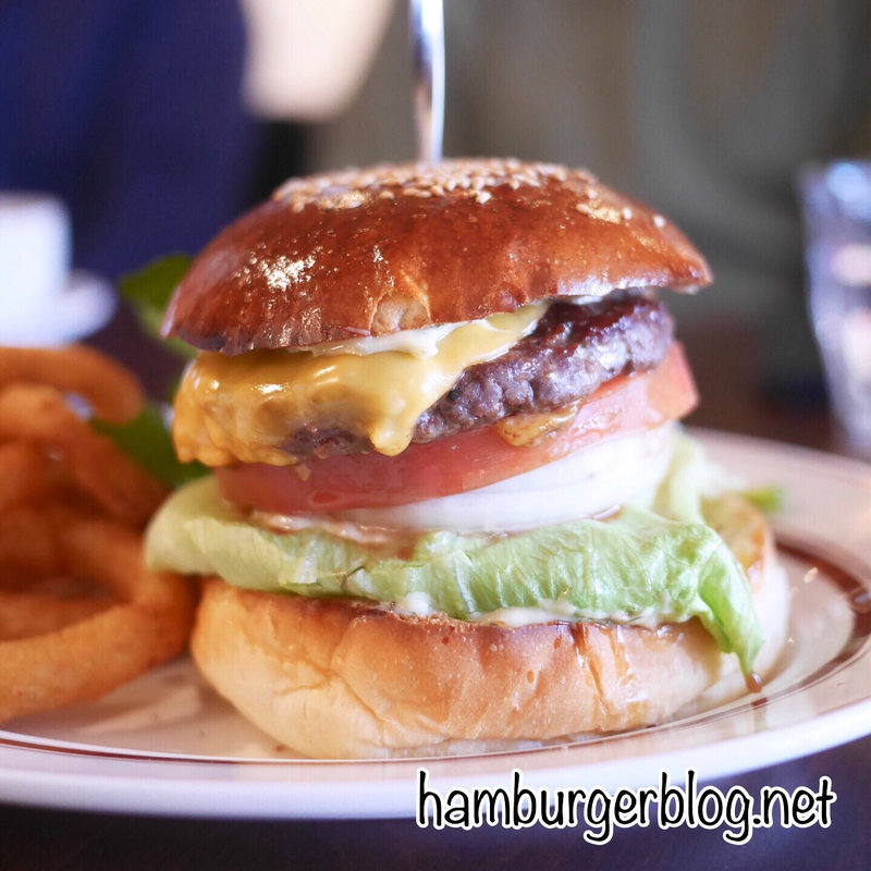 チーズバーガー(カフェ アルプス)の写真