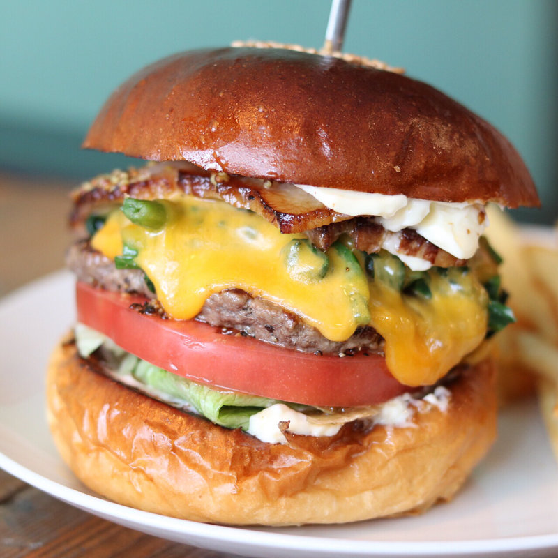 ベーコンポパイチーズバーガー(エース バーガー カフェ （Ace Burger Cafe）)の写真