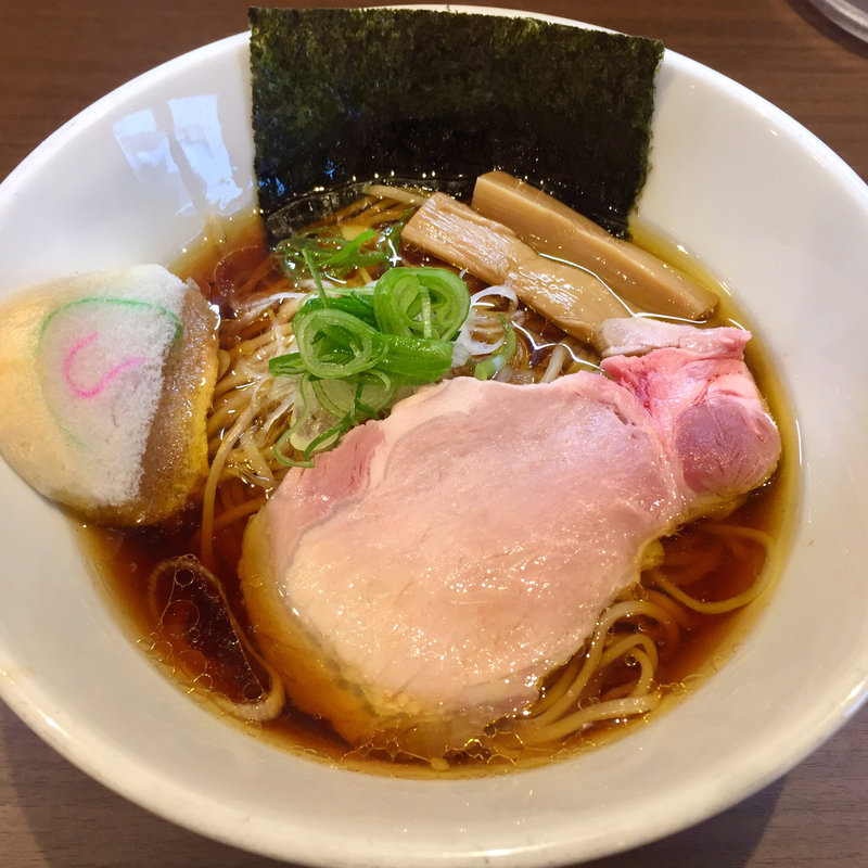 丸鶏中華そば(醤油)(香味亭 （KOUMITEI）)の写真