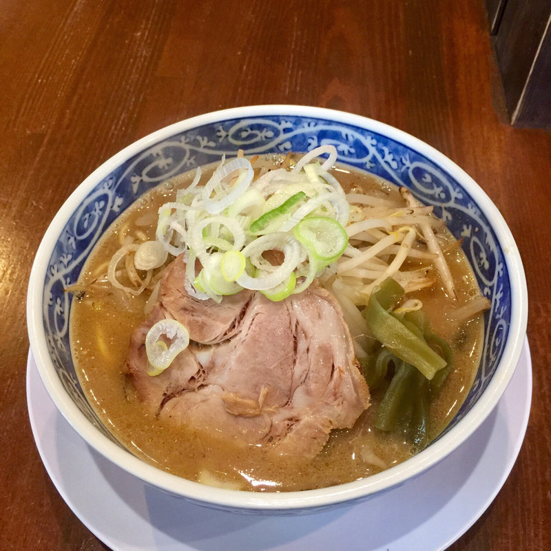味噌ラーメン(麺屋 八 )の写真