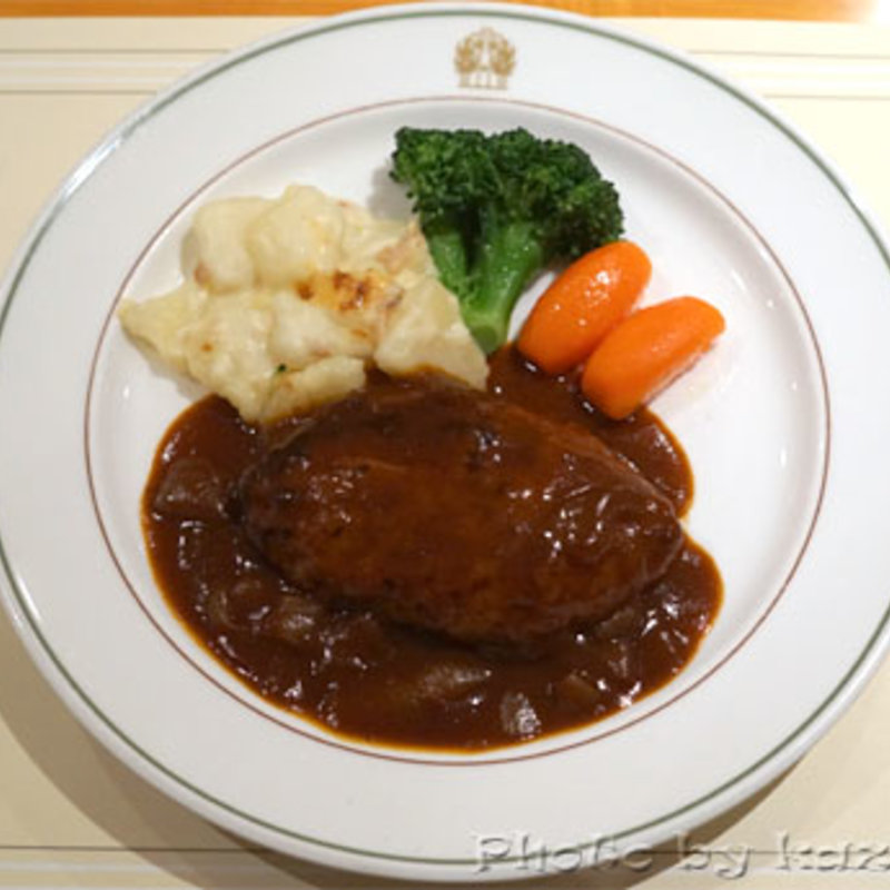 ハンバーグステーキ オニオンソース(コーヒーハウス ザ・カフェ)の写真