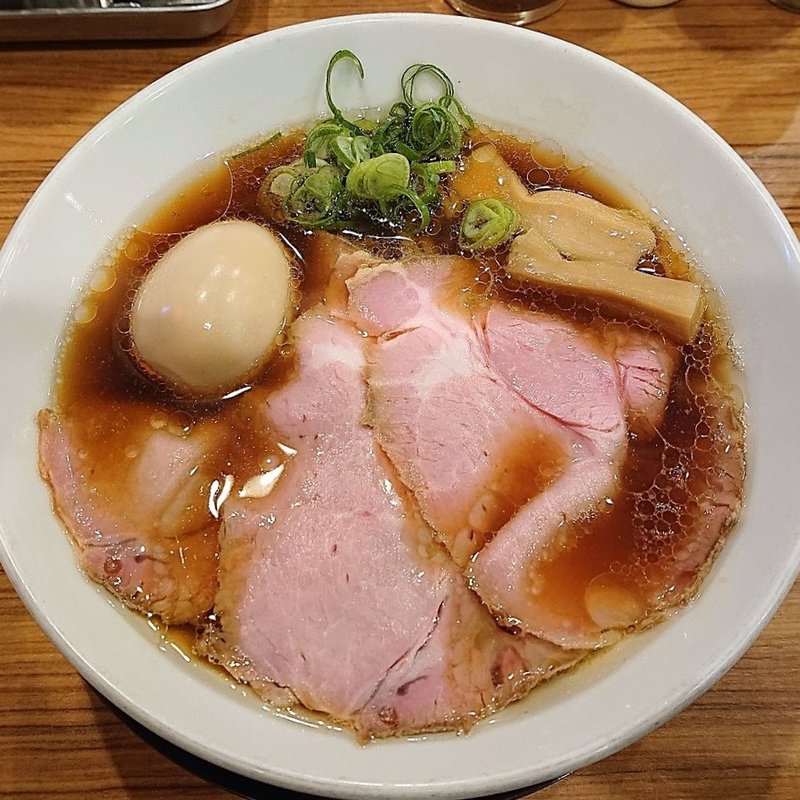 丸鶏(中華そば ココカラサキゑ)の写真