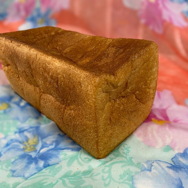 京食パン(グランディール ホワイティうめだ店)の写真