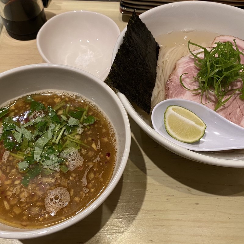濃密鰹昆布水つけ麺(だれやめや )の写真