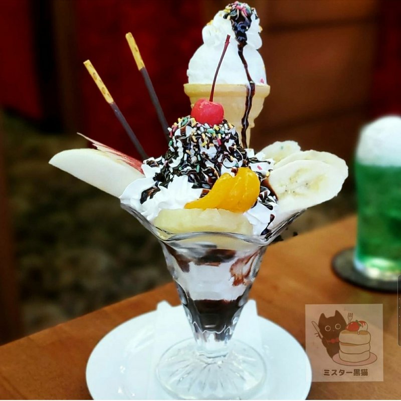 西武パフェ(珈琲西武 西新宿店)の写真