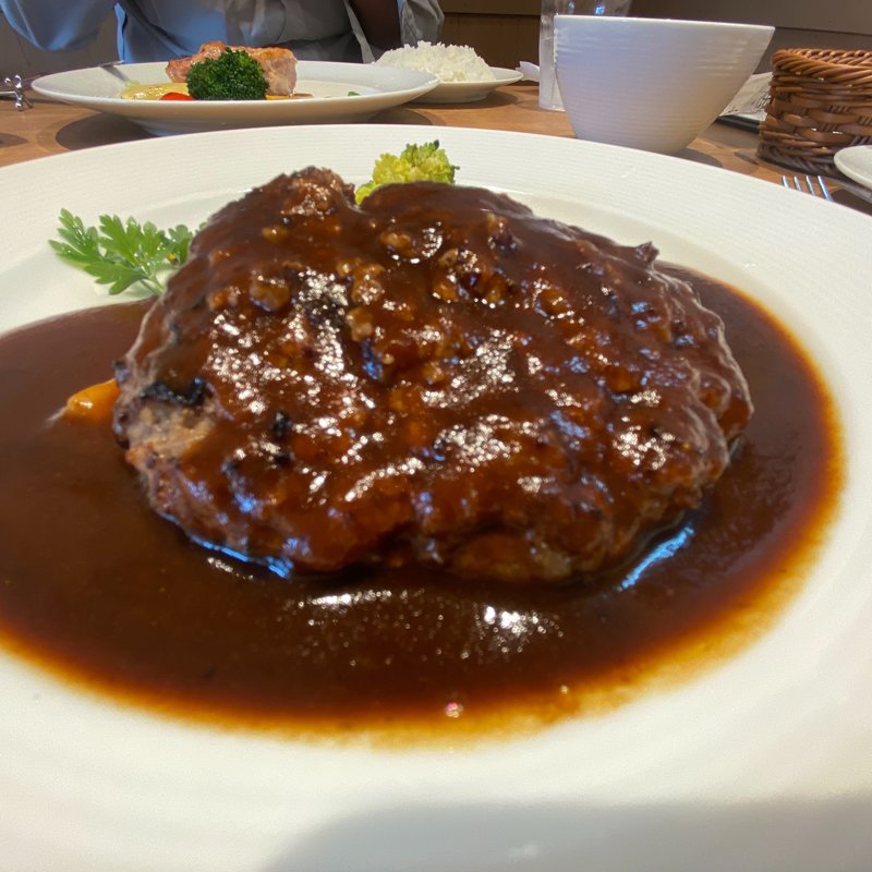 国産牛ハンバーグ(ハンバーグ&グリル YUKI MI)の写真