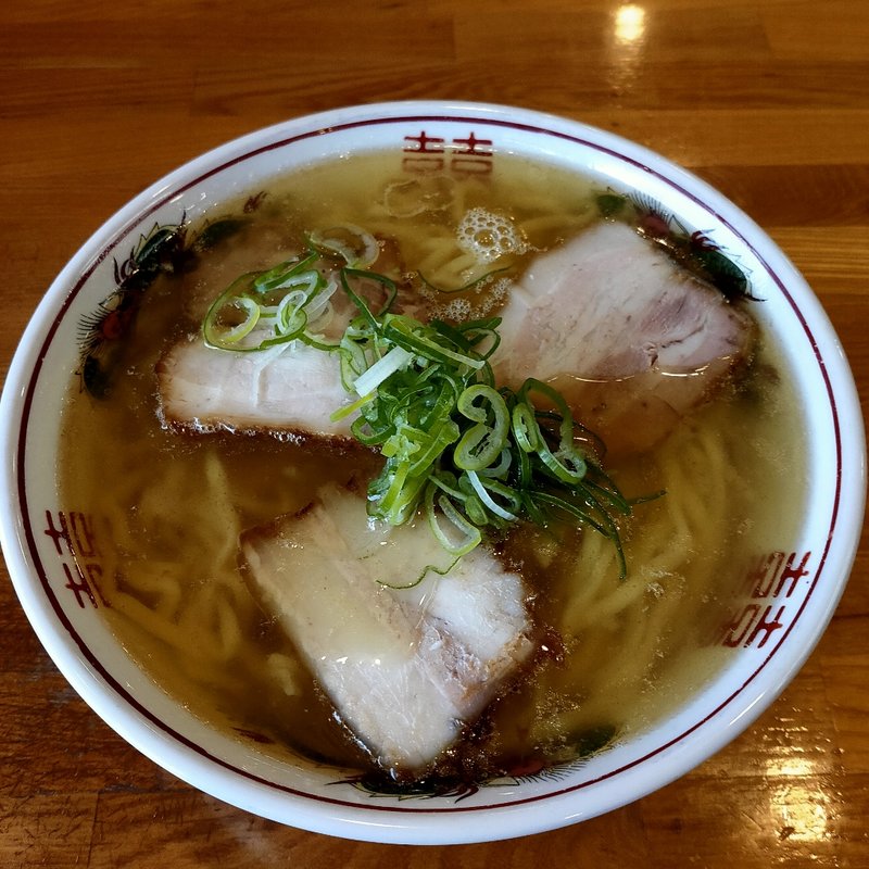 塩ラーメン(ラーメンうめ八 )の写真