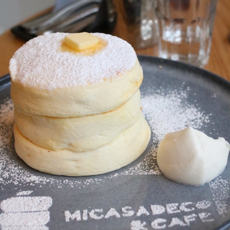 ふわふわリコッタチーズパンケーキ(ミカサデコ&カフェ神宮前)の写真