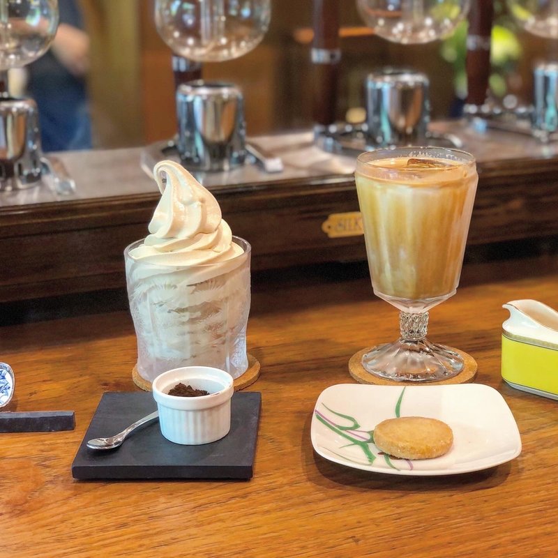 オリジナルコーヒーソフトクリーム(カフェ ロストロ)の写真