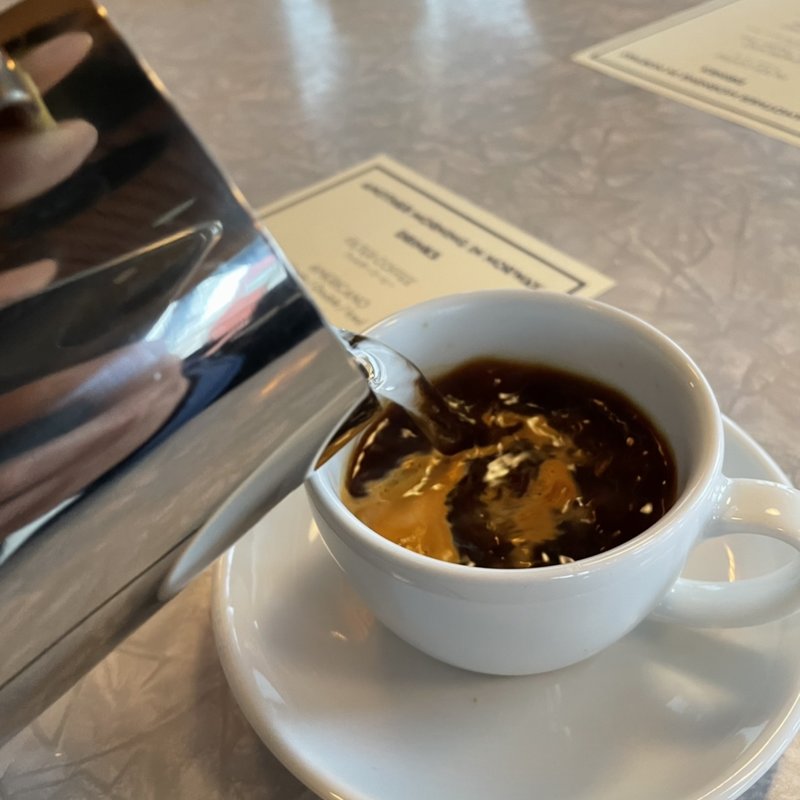 アメリカーノコーヒー(Fuglen Asakusa)の写真