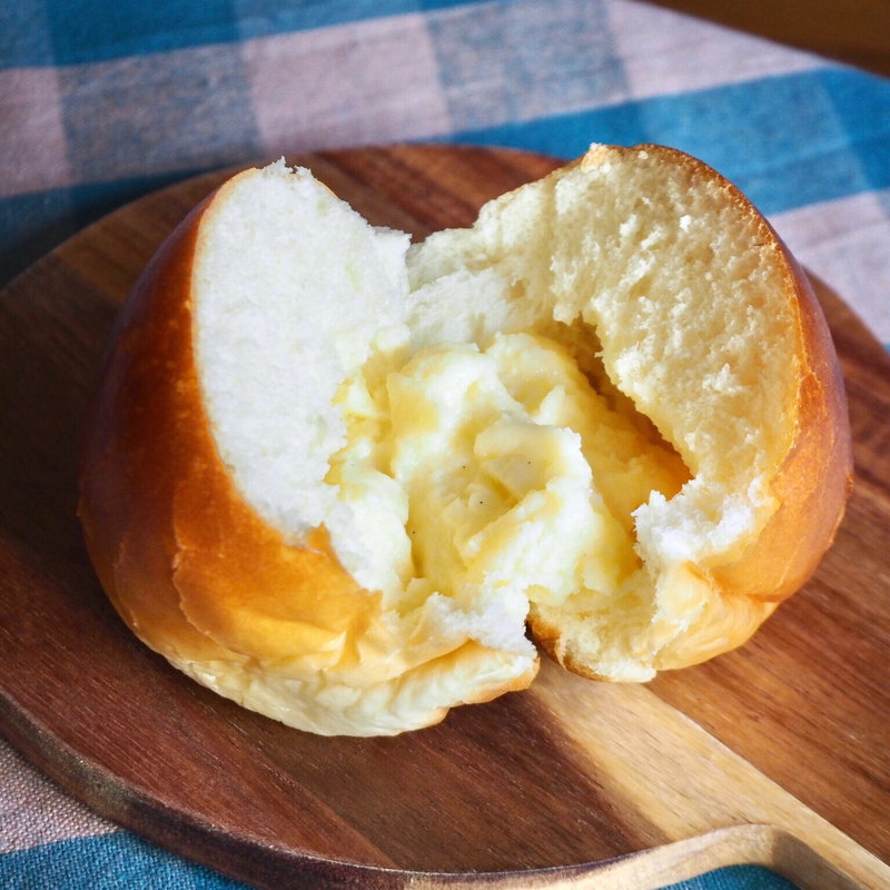 クリームパン(gnome)の写真