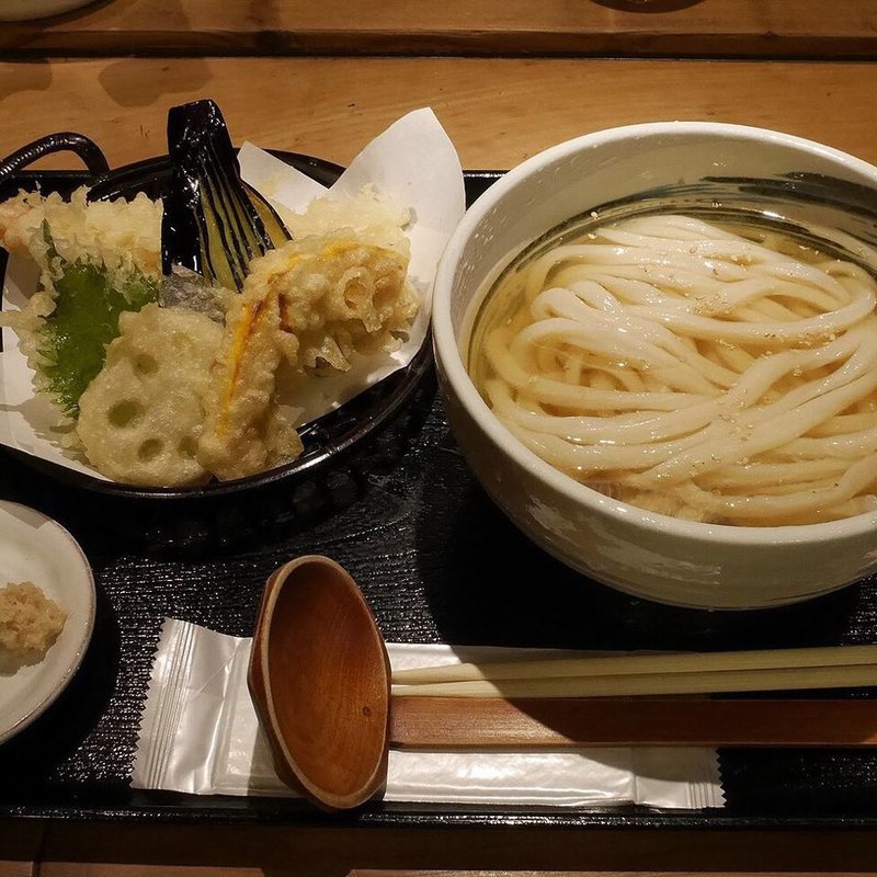 ひやかけの天ぷらセット(福ちゃん )の写真