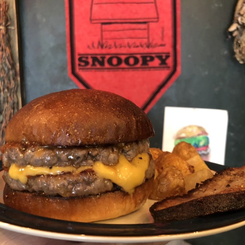 ダブルチーズバーガー(Dexter Diner)の写真