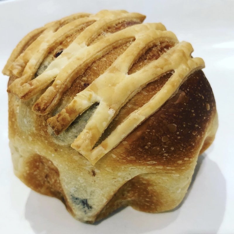 石窯カレーパン(グーテ・ルブレ)の写真