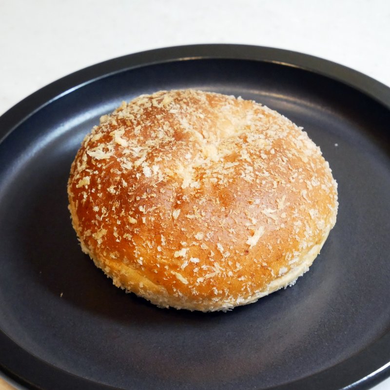 フィレビーフ ベイクドカレーパン(Sweets & Gifts)の写真