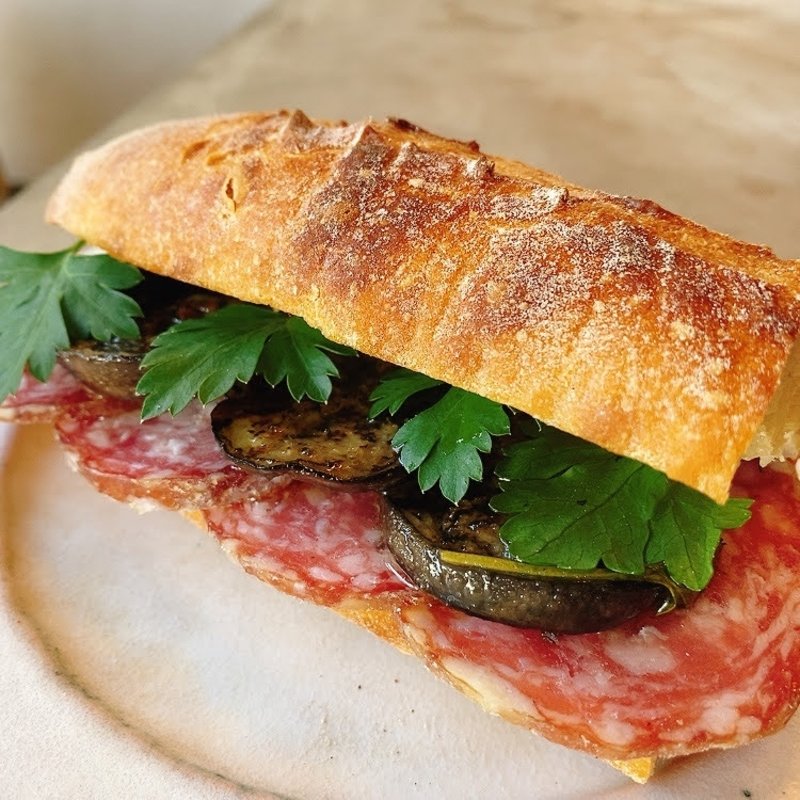  サラミとなすのマリネサンドイッチ(チェスト船堀)の写真