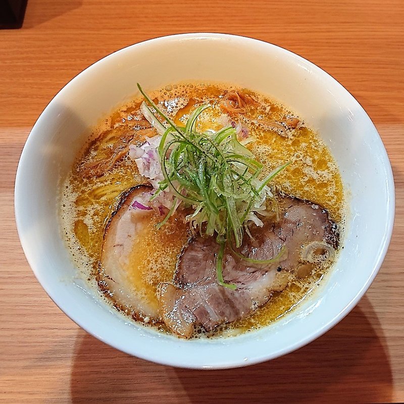 鶏白湯らーめん(ガモウスマイル)の写真