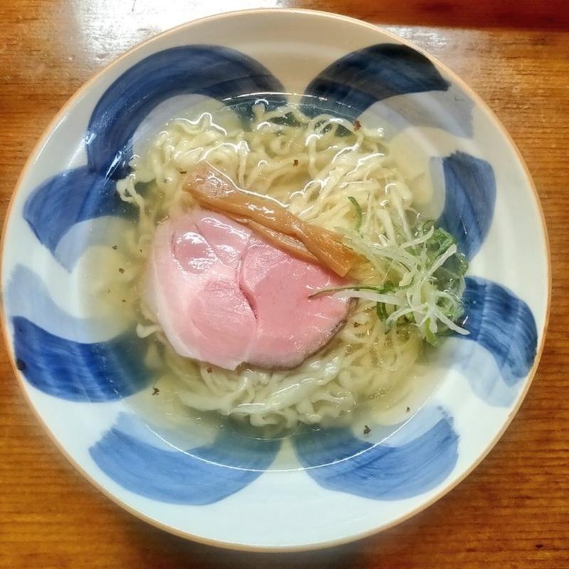 塩らぁ麺(さんくるげ)の写真