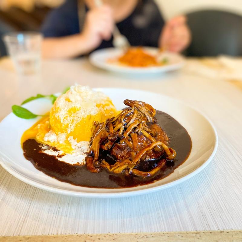 花咲チーズオムライス＆ハンバーグ(白いお家の小さなアトリエ)の写真