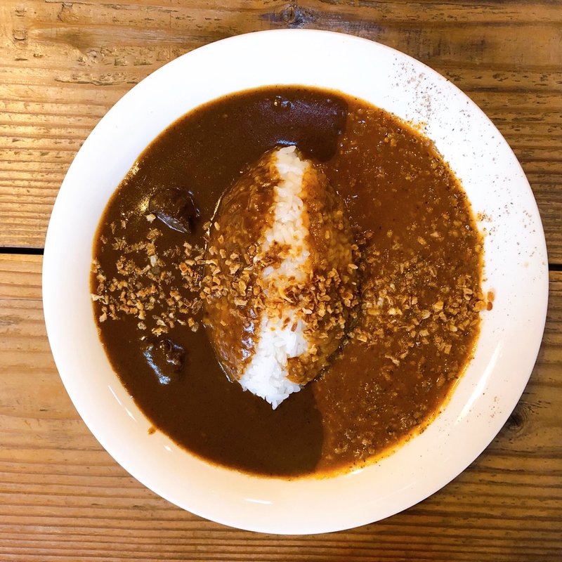ビーフとキーマのあいがけカレー(おじいさんの古時計 )の写真