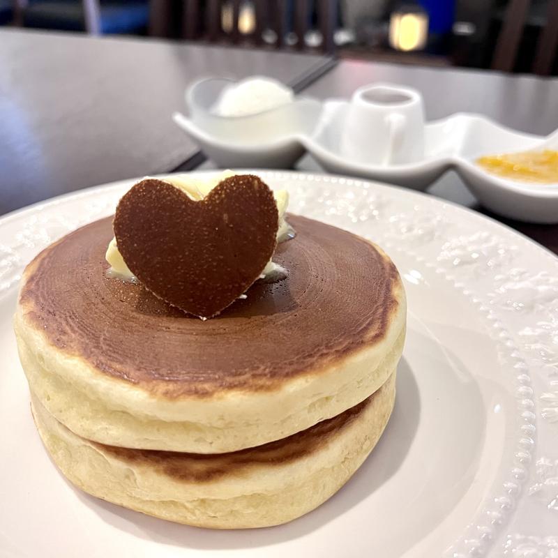 クラシックホットケーキ(黒カフェ)の写真