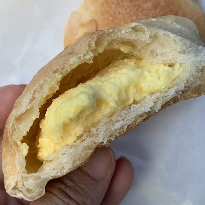 クリームパン(boulangerie tane)の写真