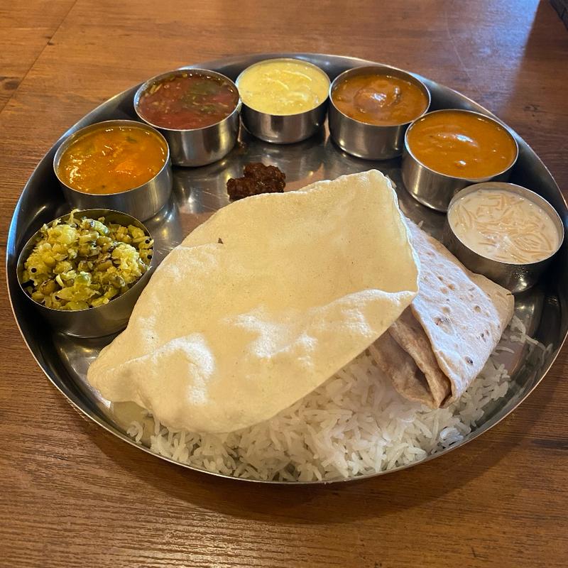 ケララミールス(ボンベイ)の写真