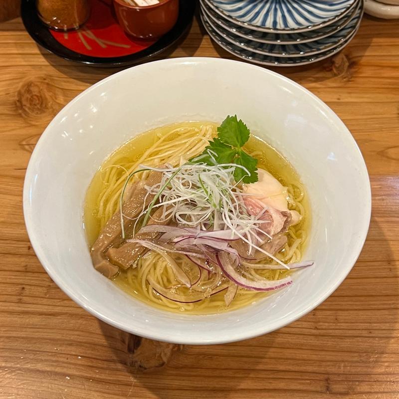 鶏水白醤油ラーメン(鶏屋 香車)の写真